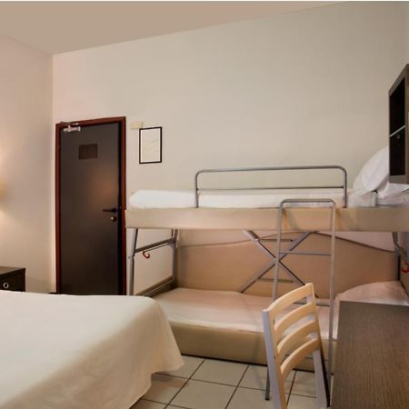 Hotel Ambassador Riccione Kültér fotó