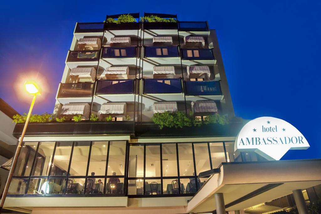 Hotel Ambassador Riccione Kültér fotó