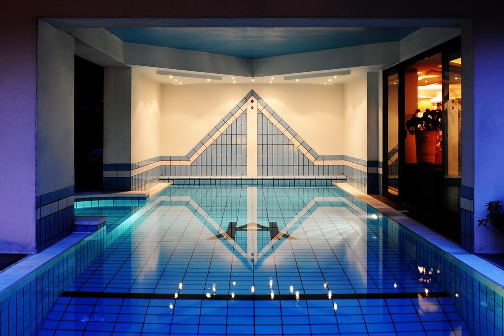Hotel Ambassador Riccione Kültér fotó
